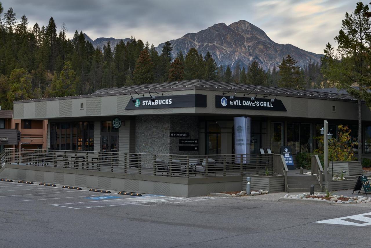 Marmot Lodge Jasper Exterior photo